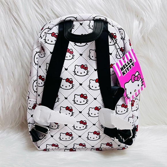 Hello Kitty Backpack - Picture 3 of 3